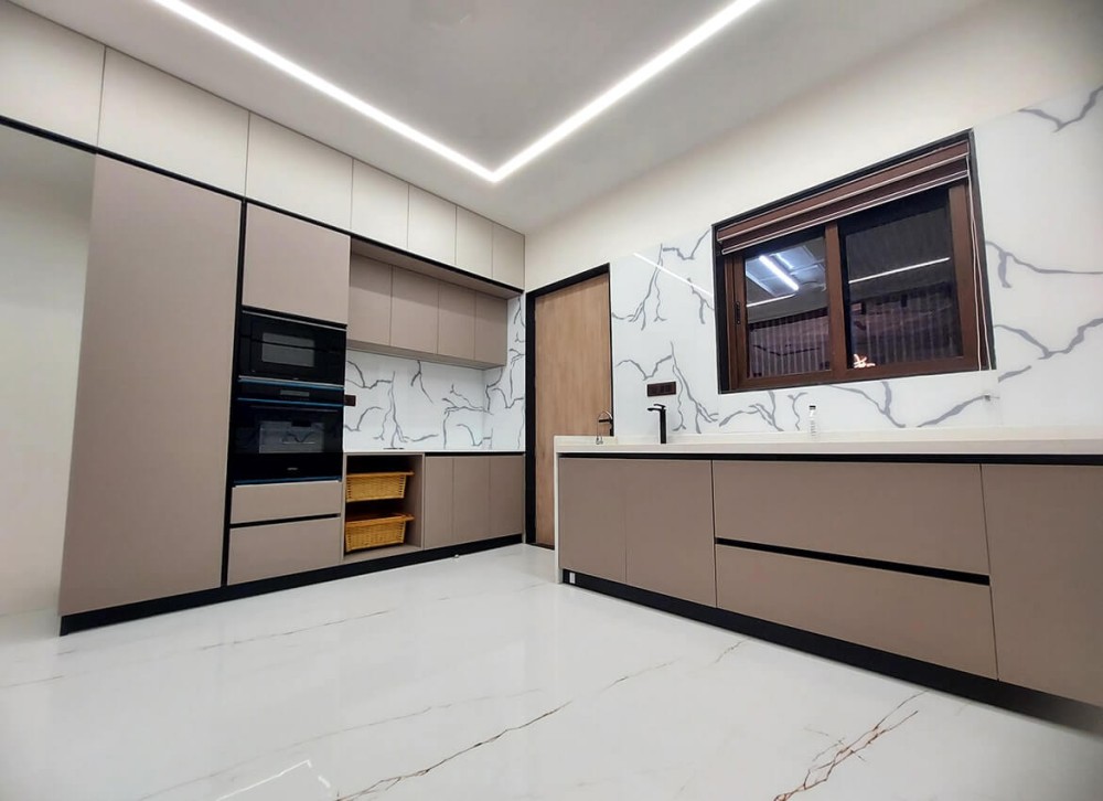 Kitchens-nandanbaug-leoz-05